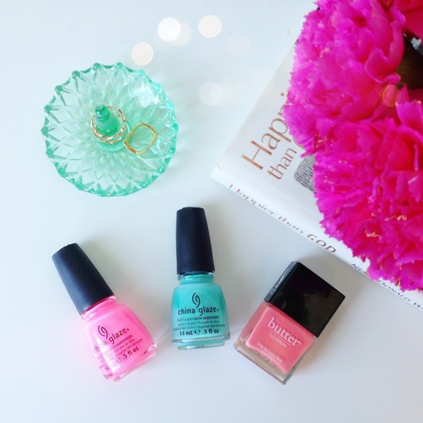 lak na nechty, starý lak na nechty, odlakovať na nechty, hustý lak na nechty, zaschnutý lak na nechty, nechtik.sk